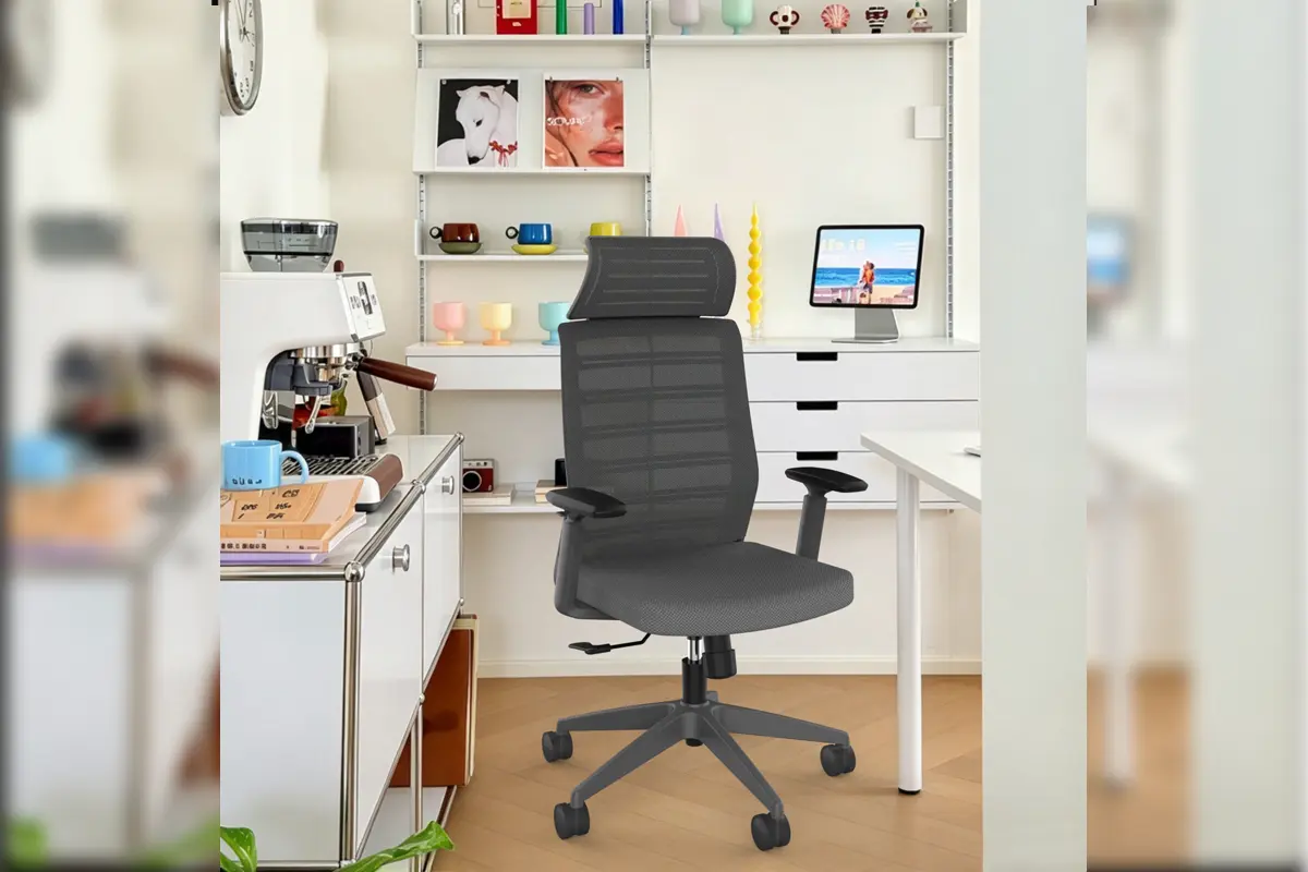 RC-005 Office Chair - Office Scene