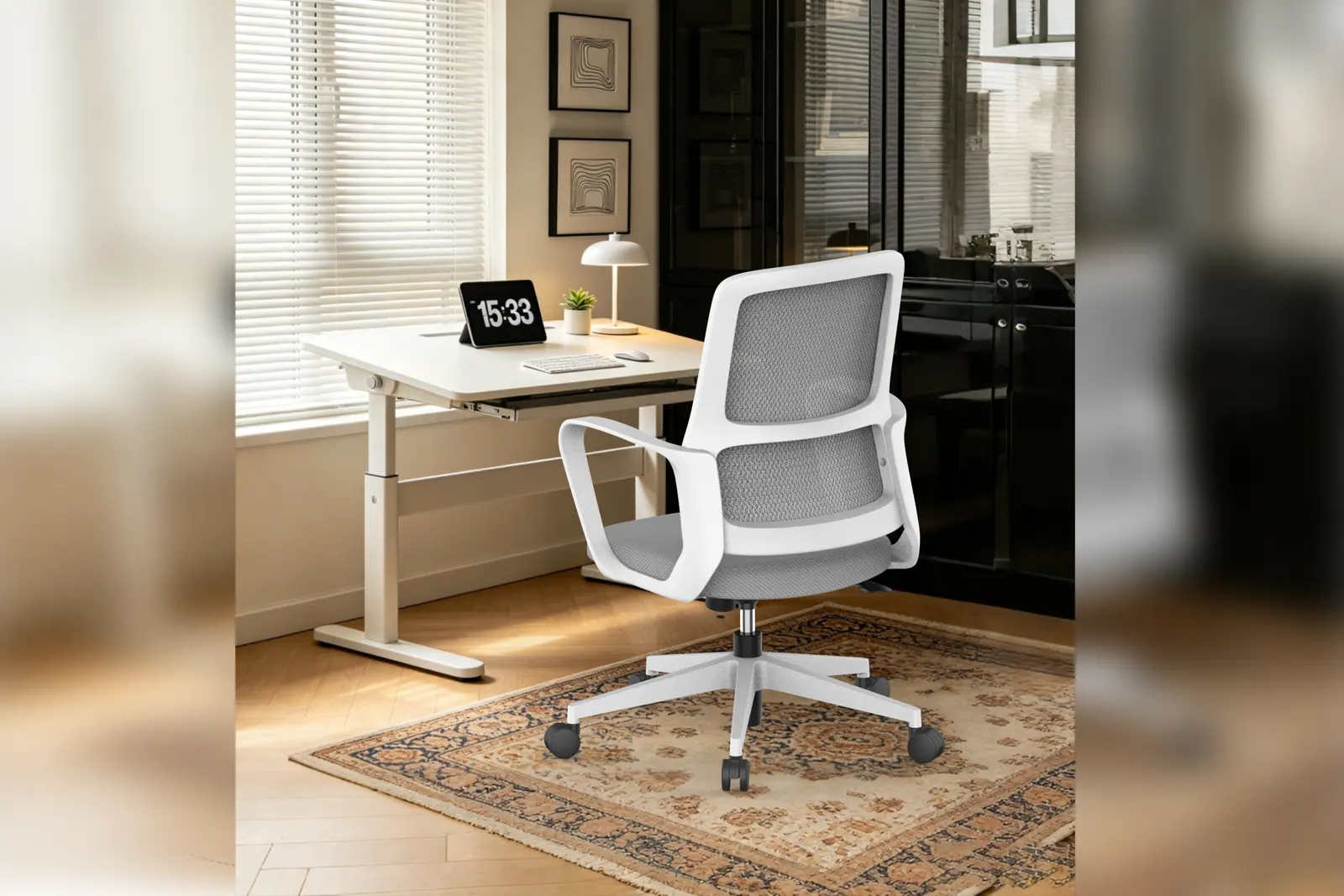 RC-008 Office Chair - Office Scene